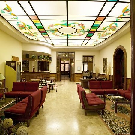 ריולו טרמה Hotel Antico Borgo מראה חיצוני תמונה