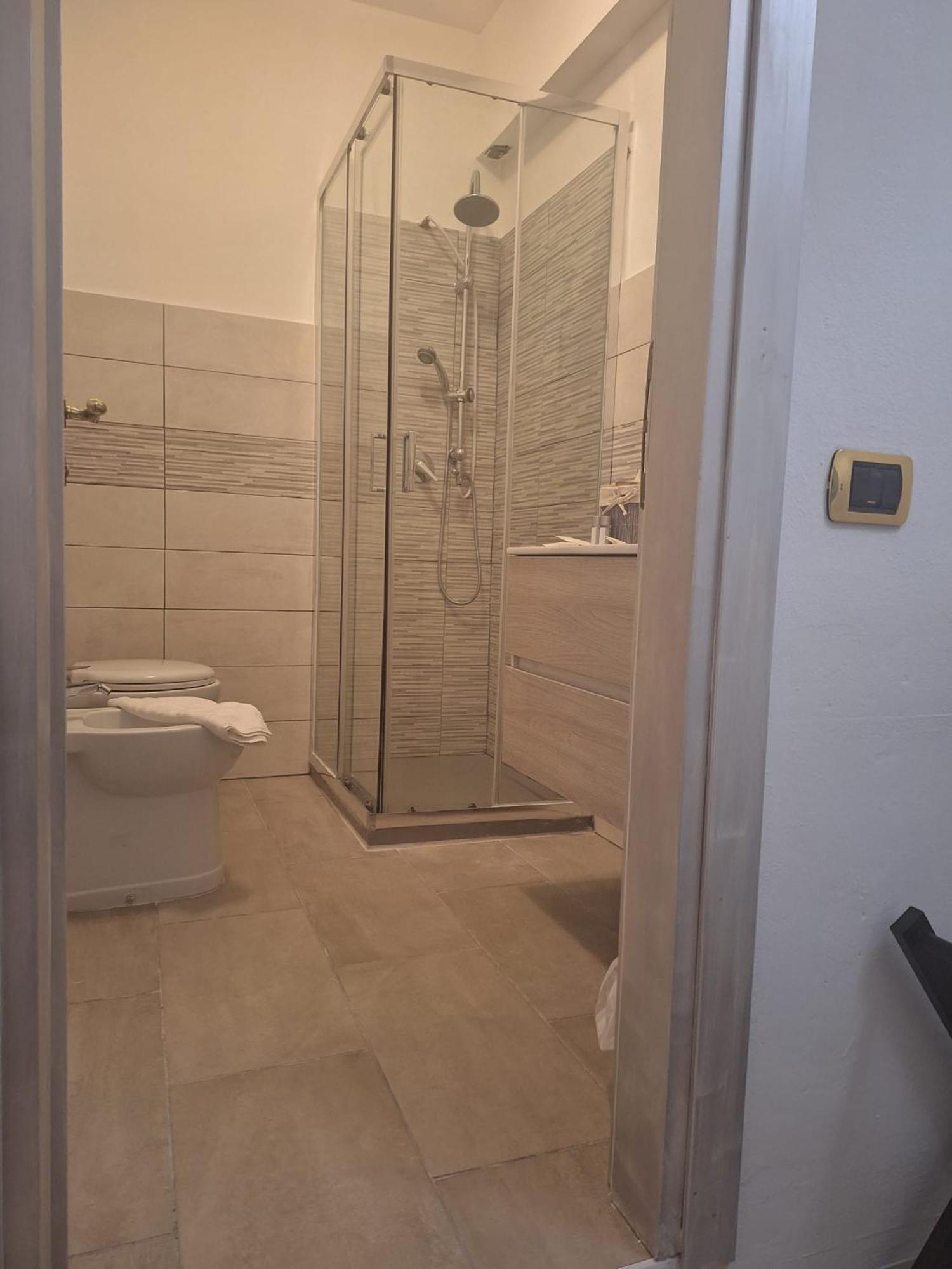 ריולו טרמה Hotel Antico Borgo מראה חיצוני תמונה