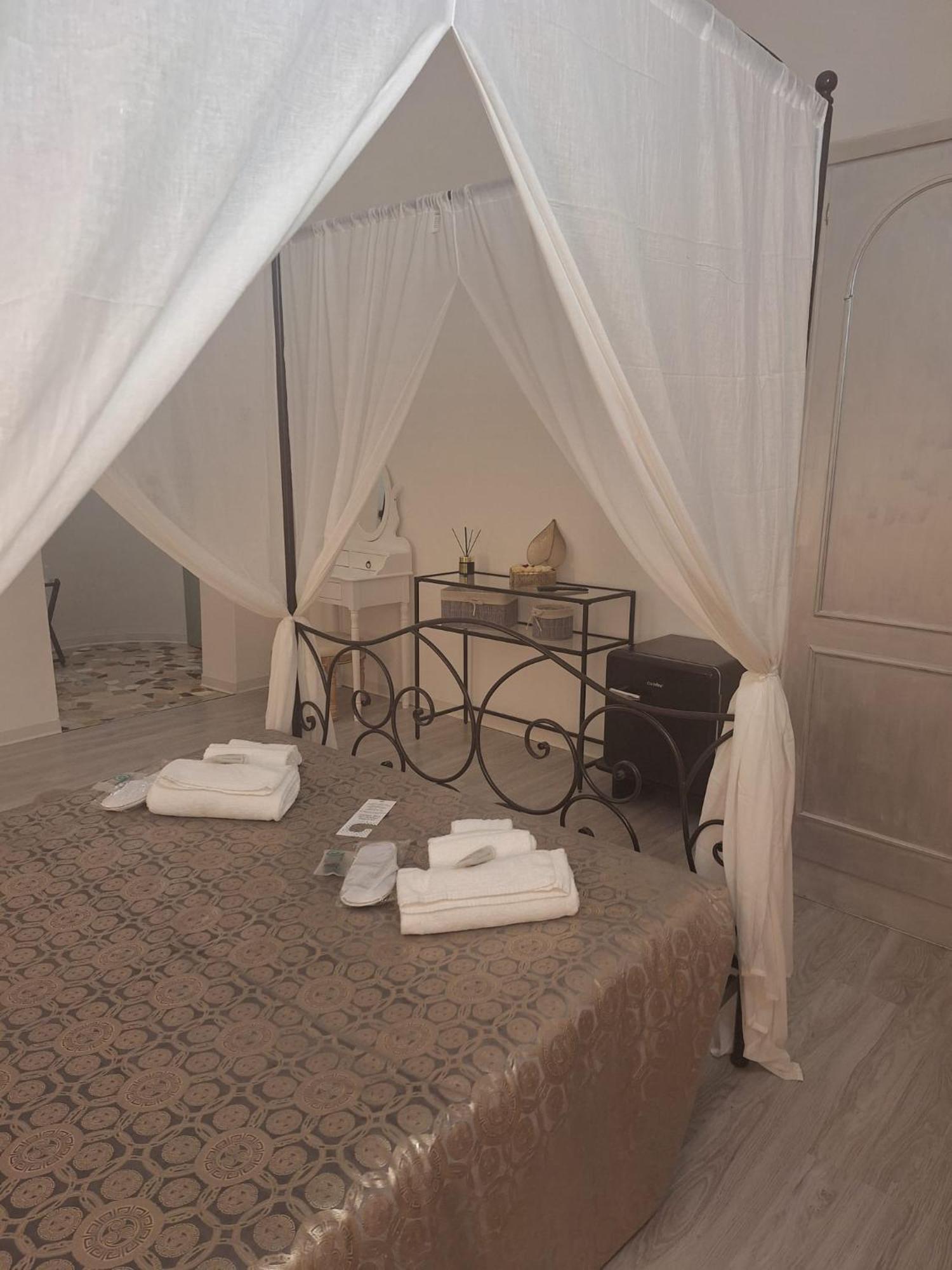 ריולו טרמה Hotel Antico Borgo מראה חיצוני תמונה