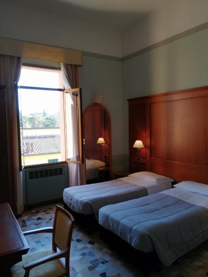 ריולו טרמה Hotel Antico Borgo מראה חיצוני תמונה